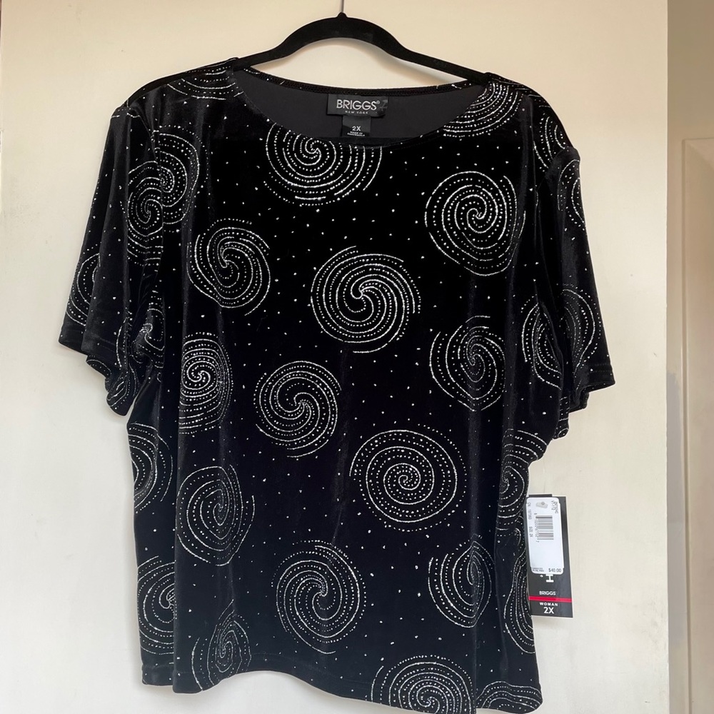 Ladies Black & Silver Swirl Blouse 🐝